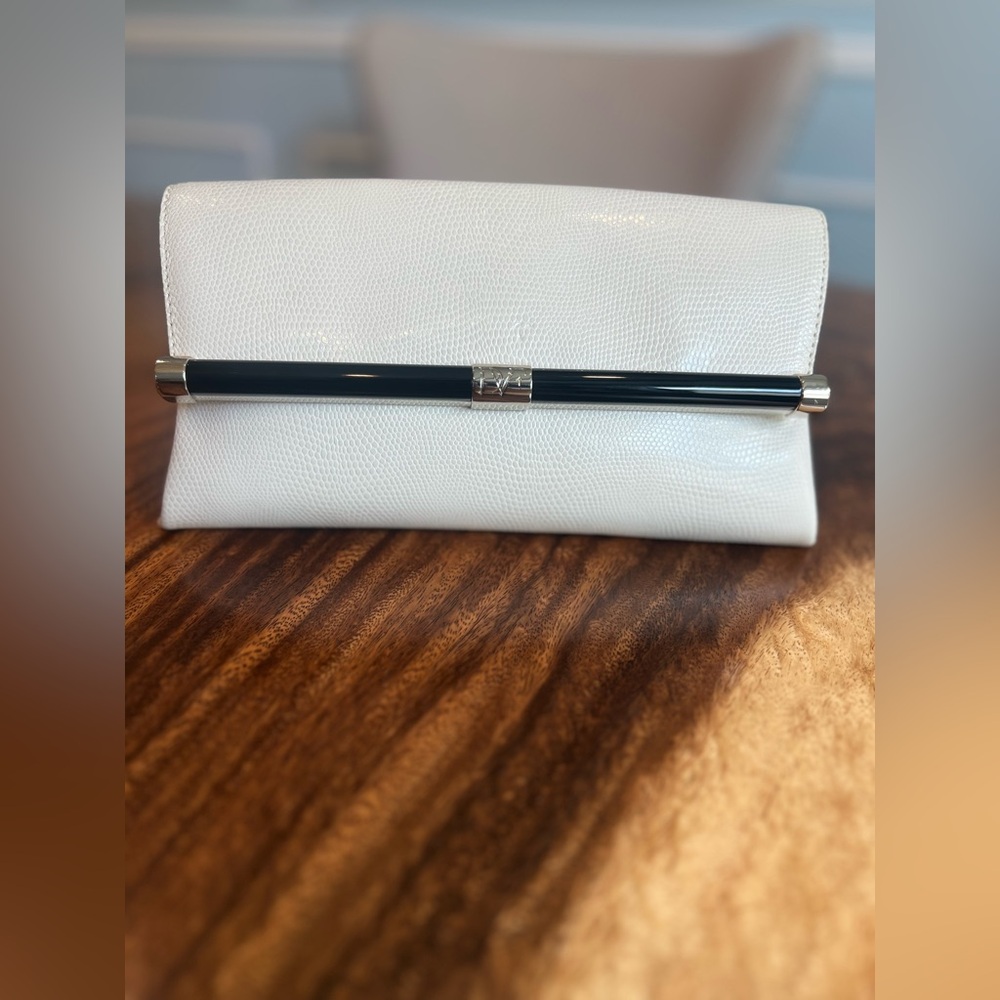 Diane Von Furstenberg White Embossed Leather Clutch w Black Accent NWT & Dustbag